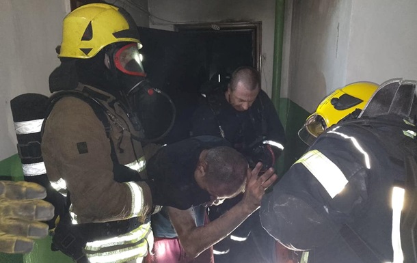 В Ровно произошел пожар в многоэтажке,есть жертвы