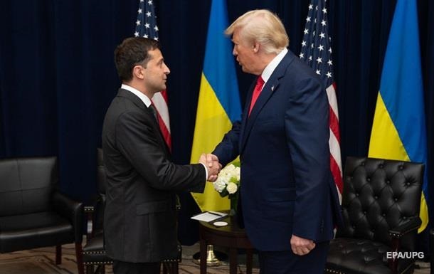 Владимир Зеленский снова пригласил Трампа в Украину