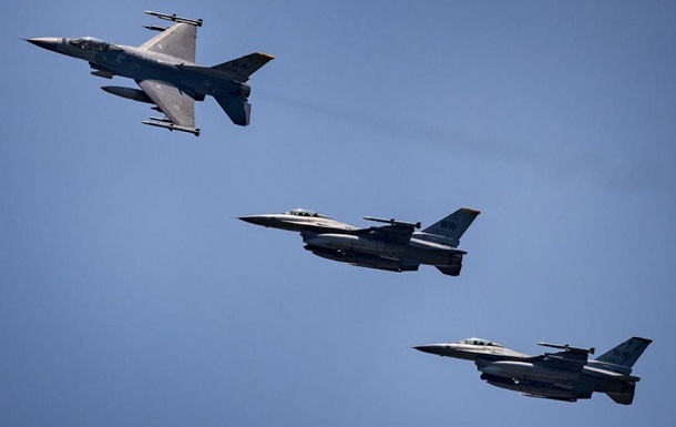 Сергей Наев утверждает,что ВСУ ожидают F-16 с ракетами на 300-500 км