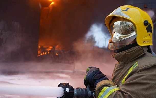 После удара беспилотников по Харьковщине: начался пожар