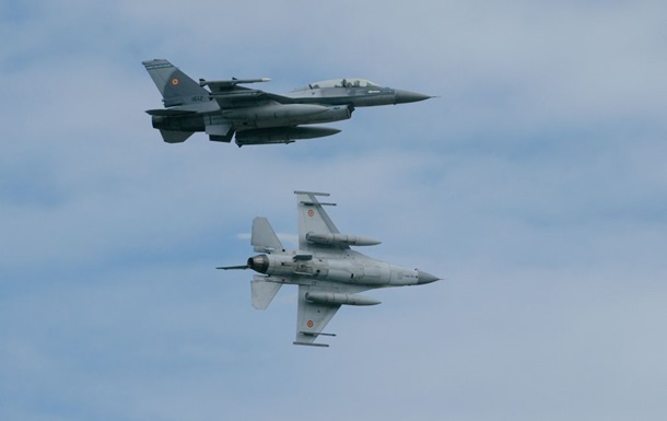СМИ узнали, когда Украина получит первые F-16