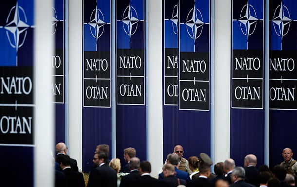 В Европе заговорили о подготовке к выходу США из НАТО