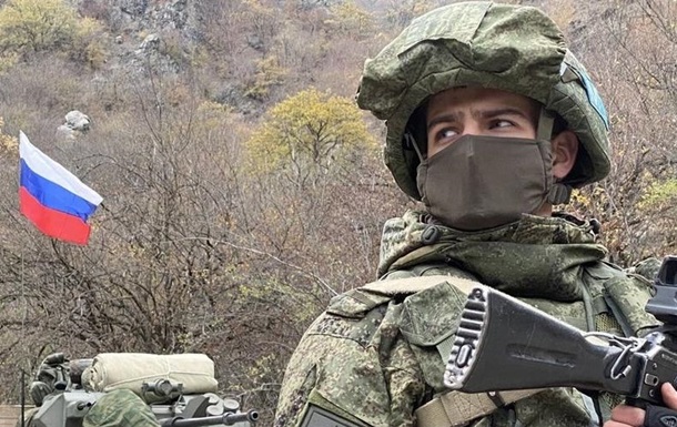 Кремль подтвердил вывод "миротворцев" из Карабаха