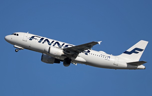 Два финских самолета не смогли приземлиться в Эстонии из-за проблем с GPS