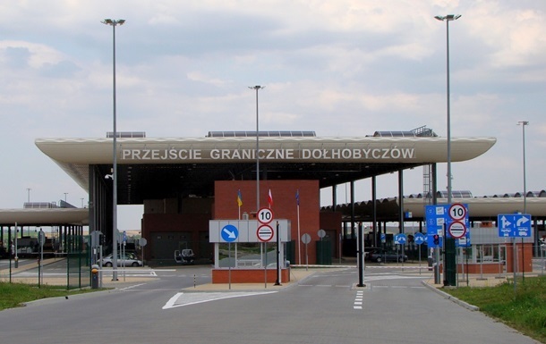 Поляки начали забастовку на одном из КПП на границе