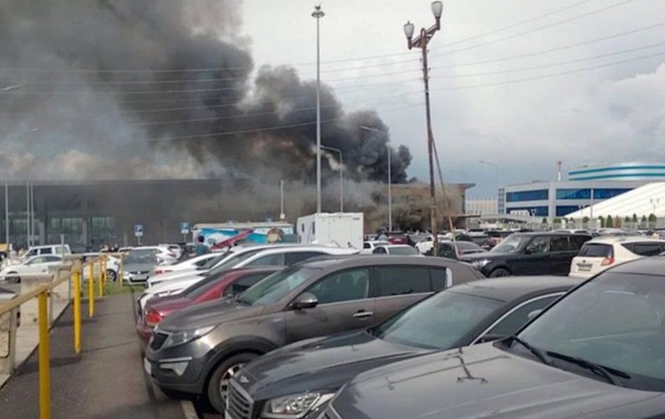 В России вспыхнул пожар в аэропорту