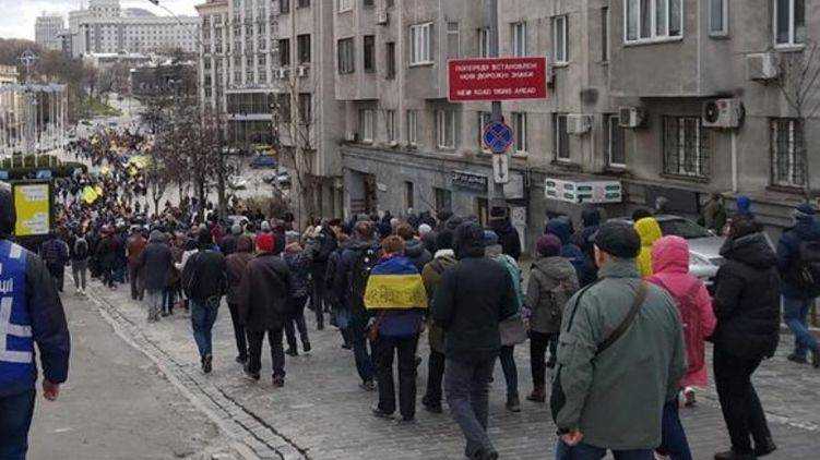 Полиция рассказала, сколько добровольцев сегодня маршировали по Киеву