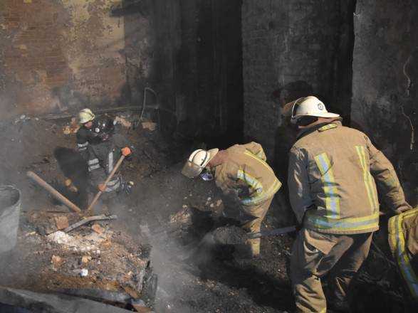 Пожар в одесском колледже: под завалами нашли тела 14 погибших