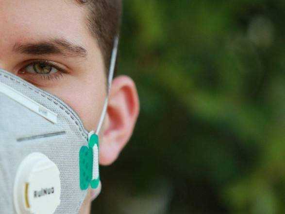 Ученые изобрели маску, способную отследить симптомы коронавируса