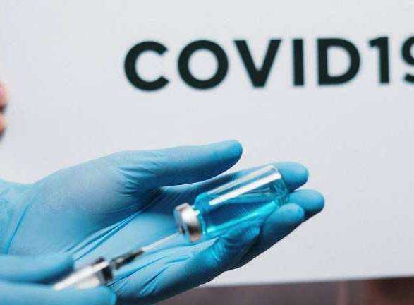 Украина никогда не купит российскую вакцину от COVID: "Слуга народа" объяснила, почему
