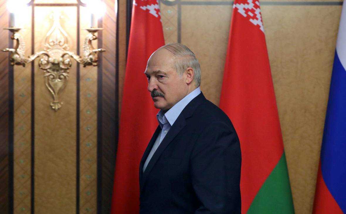Лукашенко поручил пригласить в Беларусь генпрокуроров Украины и РФ