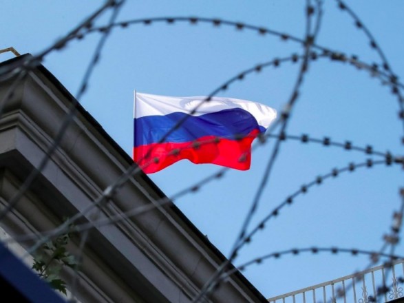 Санкции против России: Украина ввела ограничения против около 4,5 тыс. человек и организаций