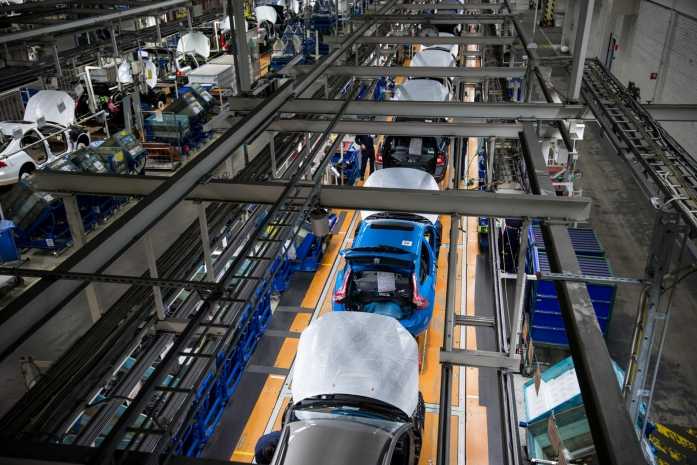 Volvo отзывает сотни тысяч авто: в чем причина?