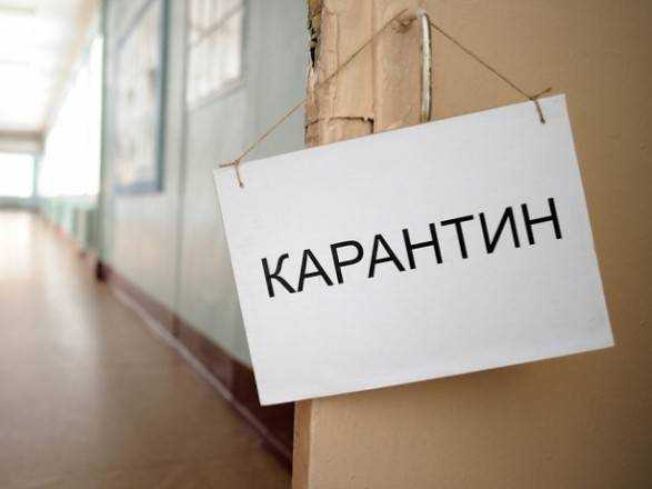 В Черновицкой области школы, детсады и вузы закрывают на карантин