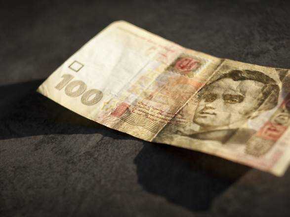 Reuters: украинская гривна укрепилась по отношению к доллару сильнее всех остальных валют мира