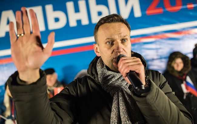 Навальный полностью пришел в сознание после отравления