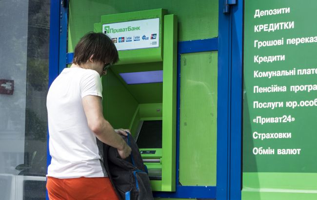 Что делать, если банкомат зажевал вашу карту: пошаговая инструкция