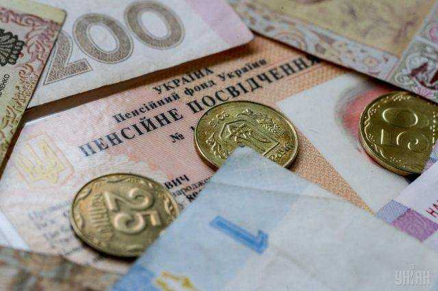 Пенсии в Украине: в какие сроки проводят перерасчет выплат
