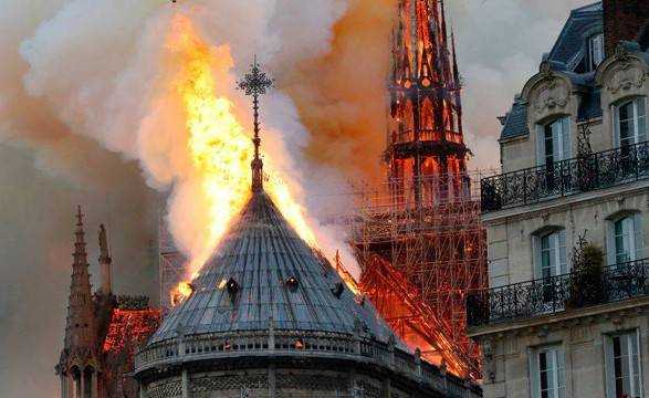Пожар собора Парижской Богоматери не был преднамеренным поджогом