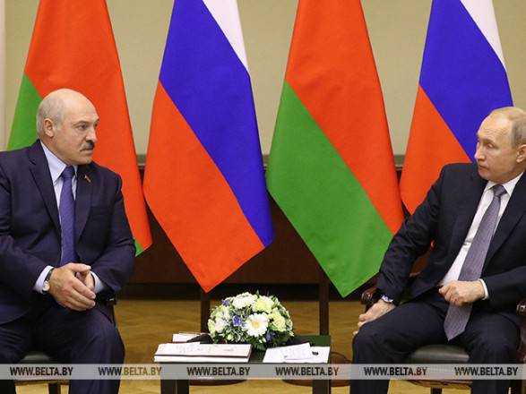 Лукашенко и Путин договорились о совместном реагировании на обострения ситуации в Беларуси