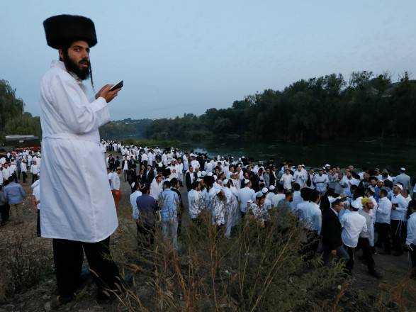 В Украине сегодня прибыли более 700 паломников-хасидов