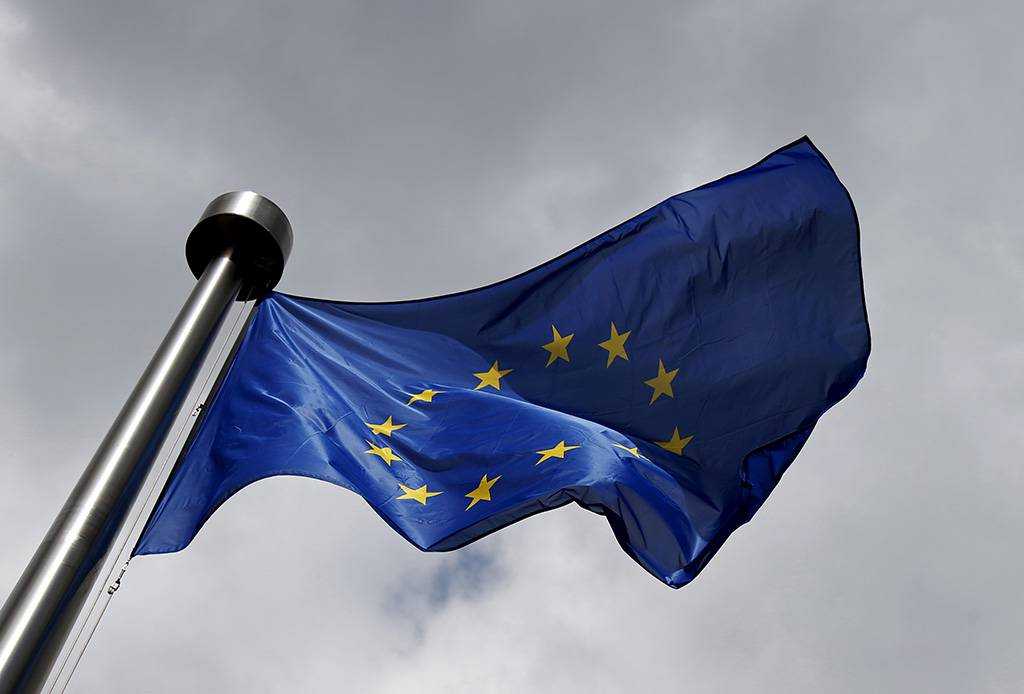 В Евросоюзе еще не решили, какую "политическую фигуру" отправить на инаугурацию Зеленского