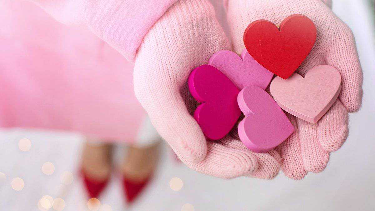 Сьогодні весь світ святкує День святого Валентина