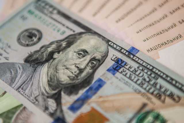 Доллар преподнесет всем сюрприз: курс валют изменится, гривну ждет тяжелый бой