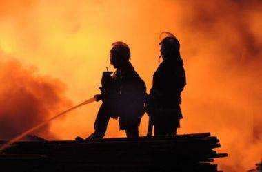 В Киеве вспыхнул пожар в офисе «Укрэксимбанке»