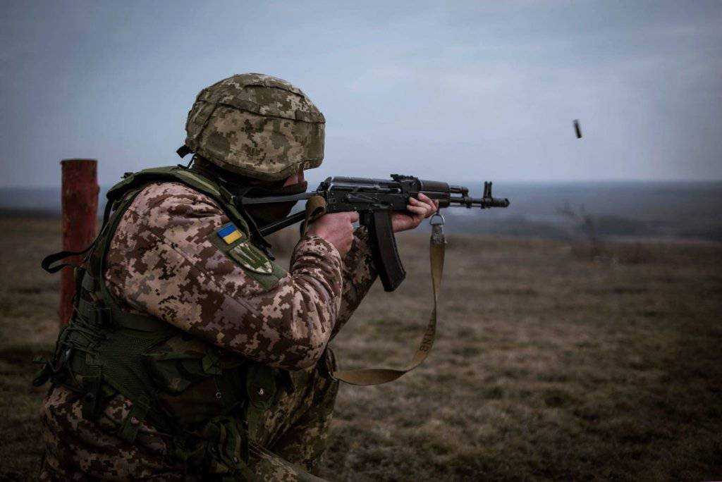 Новости ООС: погиб украинский боец, оккупанты получили ответ