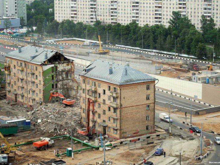 В Киеве на месте старых хрущевок хотят построить жилые высотки