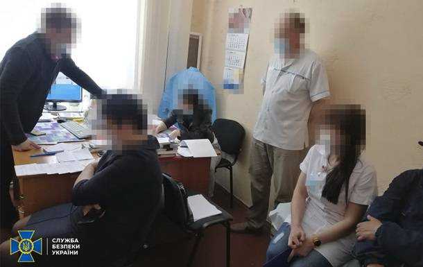 На Дніпропетровщині медики підробляли результати ПЛР-тестів на COVID