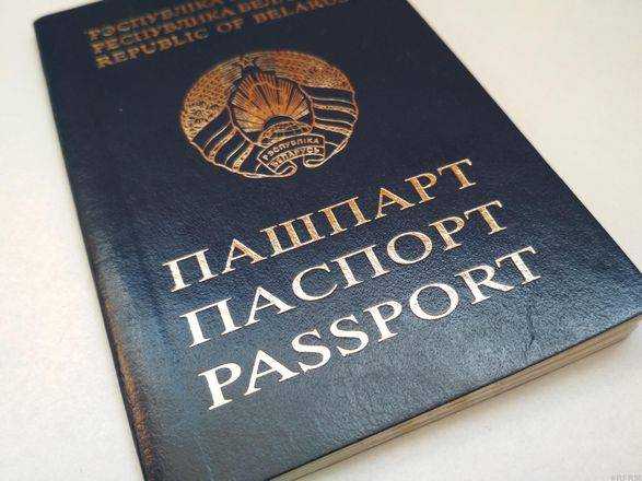 Лукашенко підписав указ про прийняття до білоруського громадянства 448 громадян України