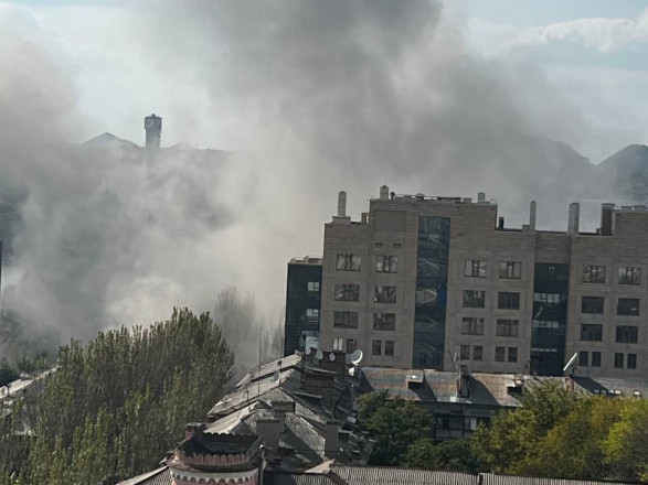 "Хлопок" в Донецке: в соцсетях говорят о как минимум двух пострадавших, пушилин отрицает