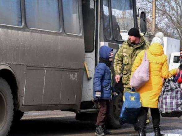 Сьогодні до безпечніших місць вдалося евакуювати майже півтори тисячі українців