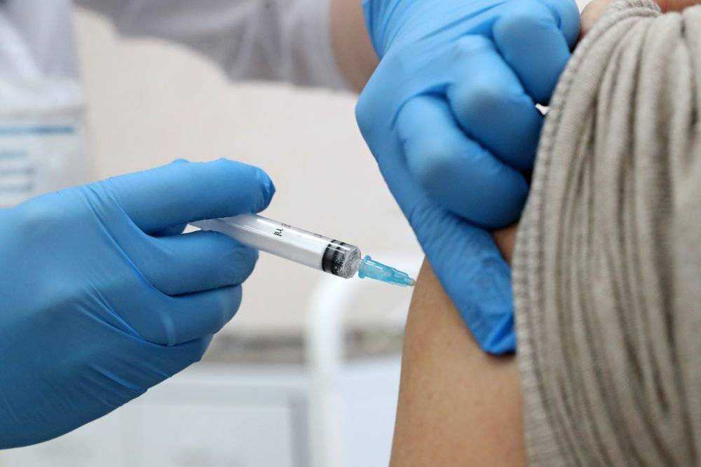 У Молдові 7 тисяч людей отримали прострочену вакцину від коронавірусу