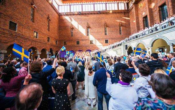 Зеленський привітав шведів з Національним днем