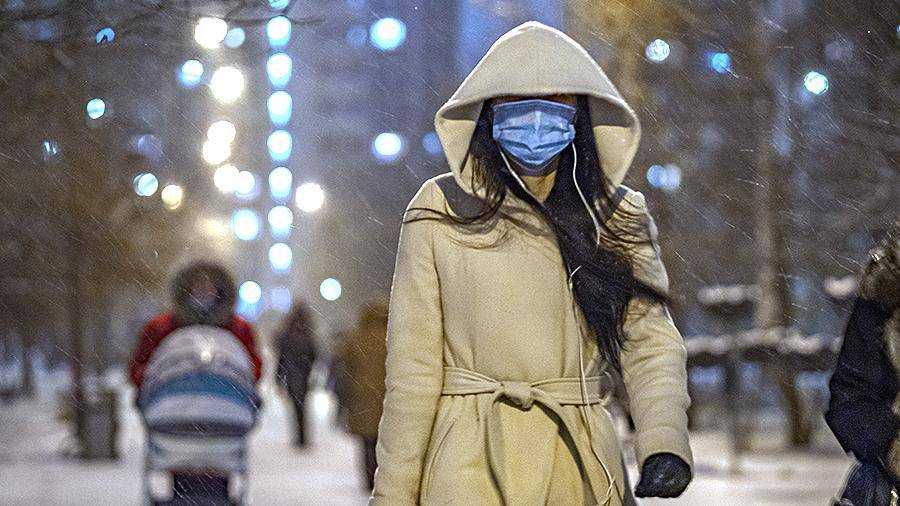 ВОЗ рекомендовала носить маски на улице