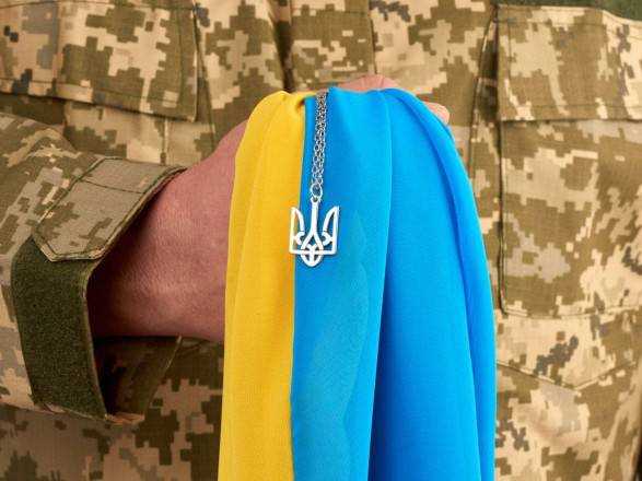 Майже 9 тисяч українських героїв загинули на війні з росією – Залужний