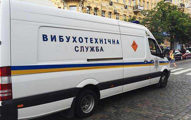 День "минирований" в Одессе: взрывчатку ищут в ТЦ, больнице и кинотеатре