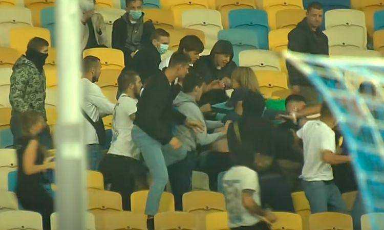 Динамо оштрафували на солідну суму через бійку фанатів