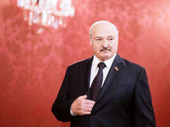 Лукашенко більше не почесний доктор - рішення Київського національного університету