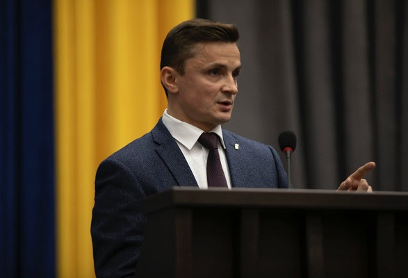 Взятка в более чем два миллиона: суд арестовал главу Тернопольского облсовета