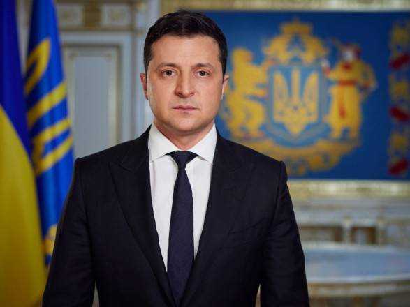 Тест на громадянина: Зеленський дав політикам та бізнесменам 24 години, щоб повернутись в Україну
