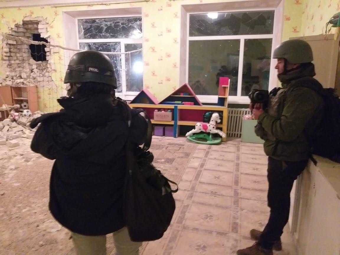 Обстріл бойовиками дитсадка на Луганщині: у Міноборони розповіли про фейки РосЗМІ