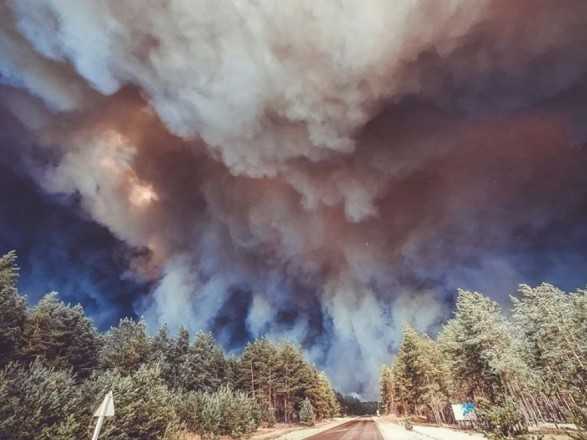Пожары в Луганской области: следствие рассматривает четыре основные версии