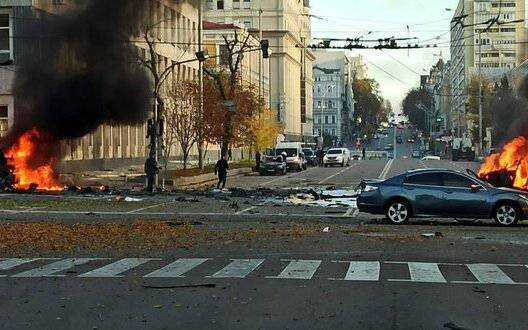 Окупанти вдарили по Хмельницькому: пошкоджено критичну інфраструктуру, у місті немає світла