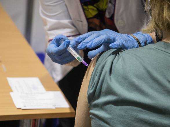 Другий бустер та щеплення дітей від 5 років: в Україні оновили правила вакцинації від ковіду