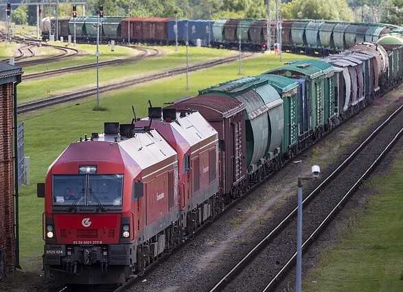 Литва відновила залізничний транзит санкційних товарів до Калінінграда