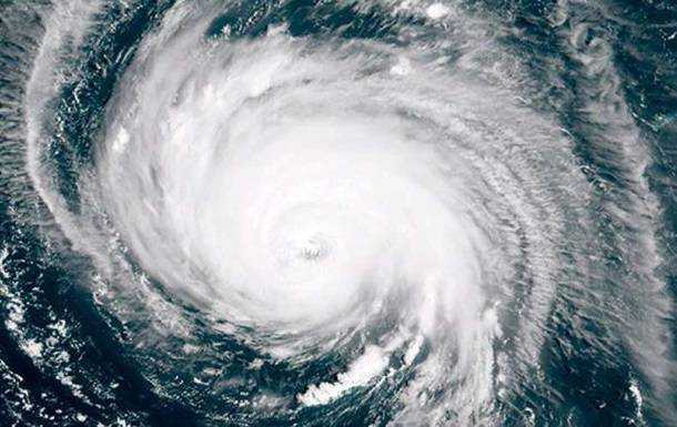 В США эвакуируют полмиллиона человек из-за урагана